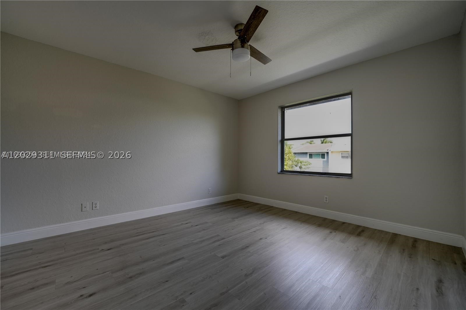 GARDENS OF SUNRISE CONDO - Residential Lease