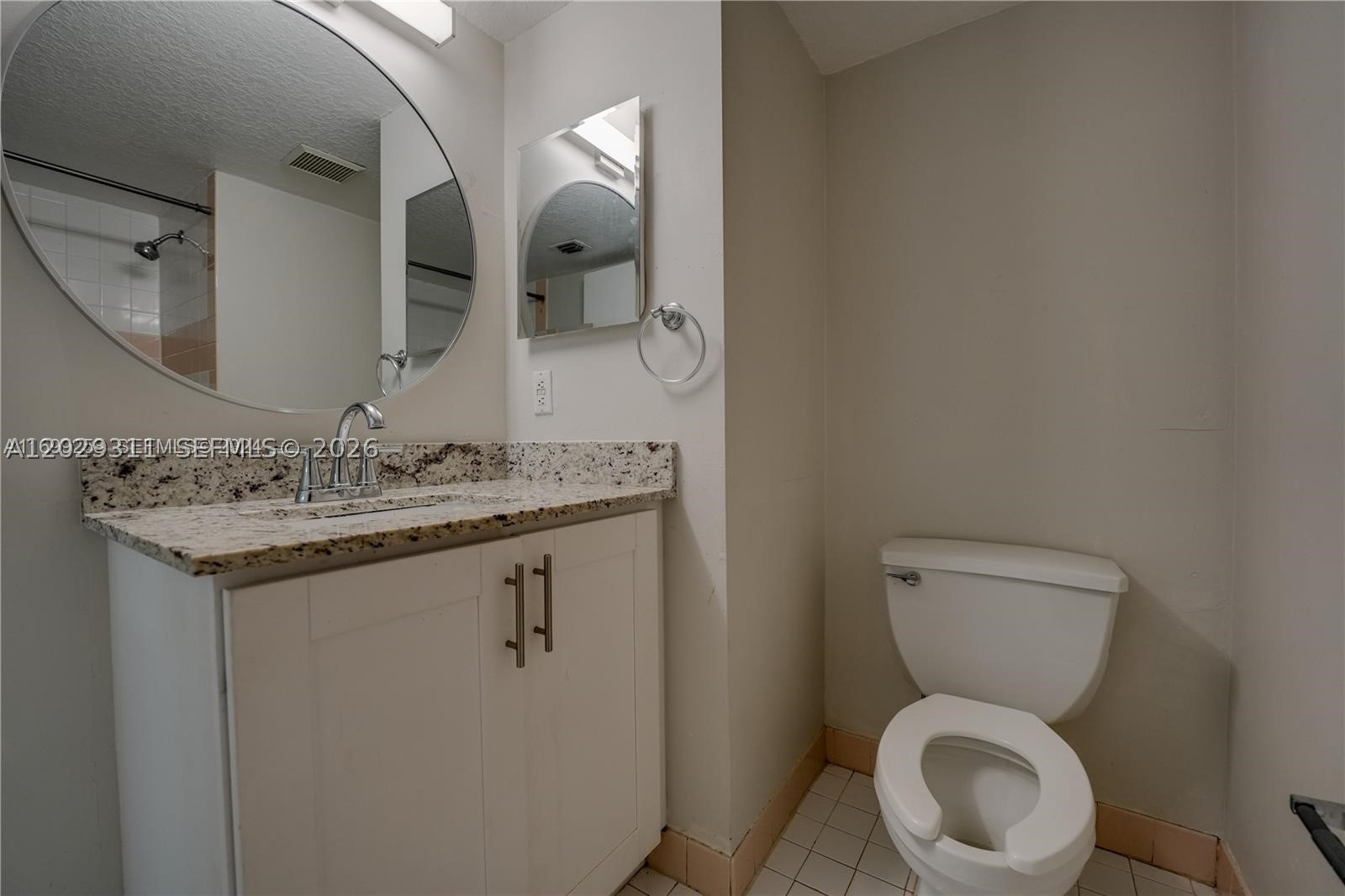 GARDENS OF SUNRISE CONDO - Residential Lease