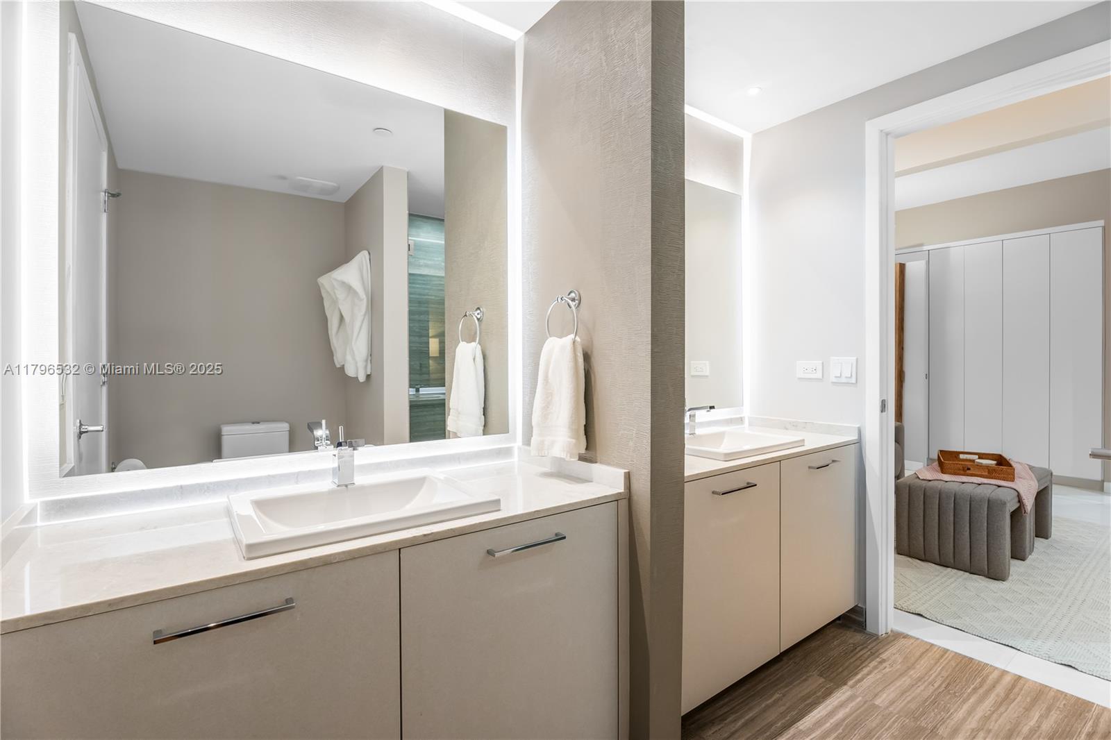 1010 BRICKELL CONDO - Residential