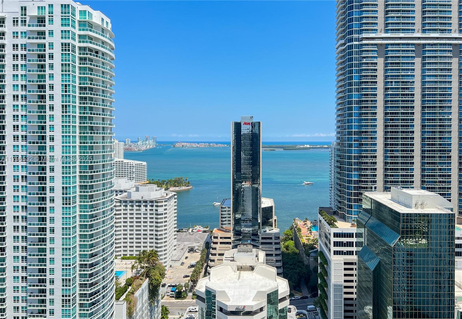 1010 BRICKELL CONDO - Residential