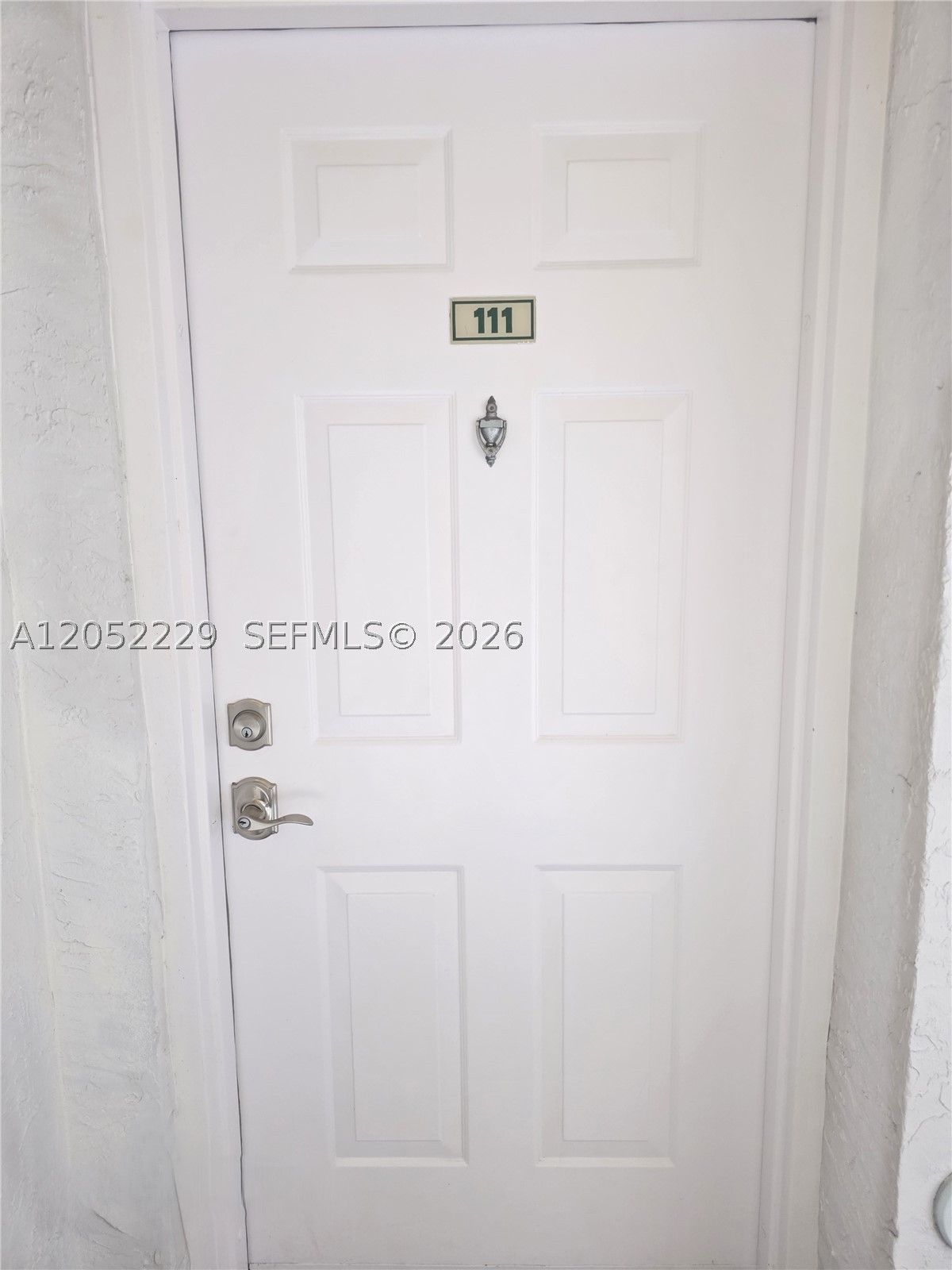 ROYAL GRAND CONDO - Residential