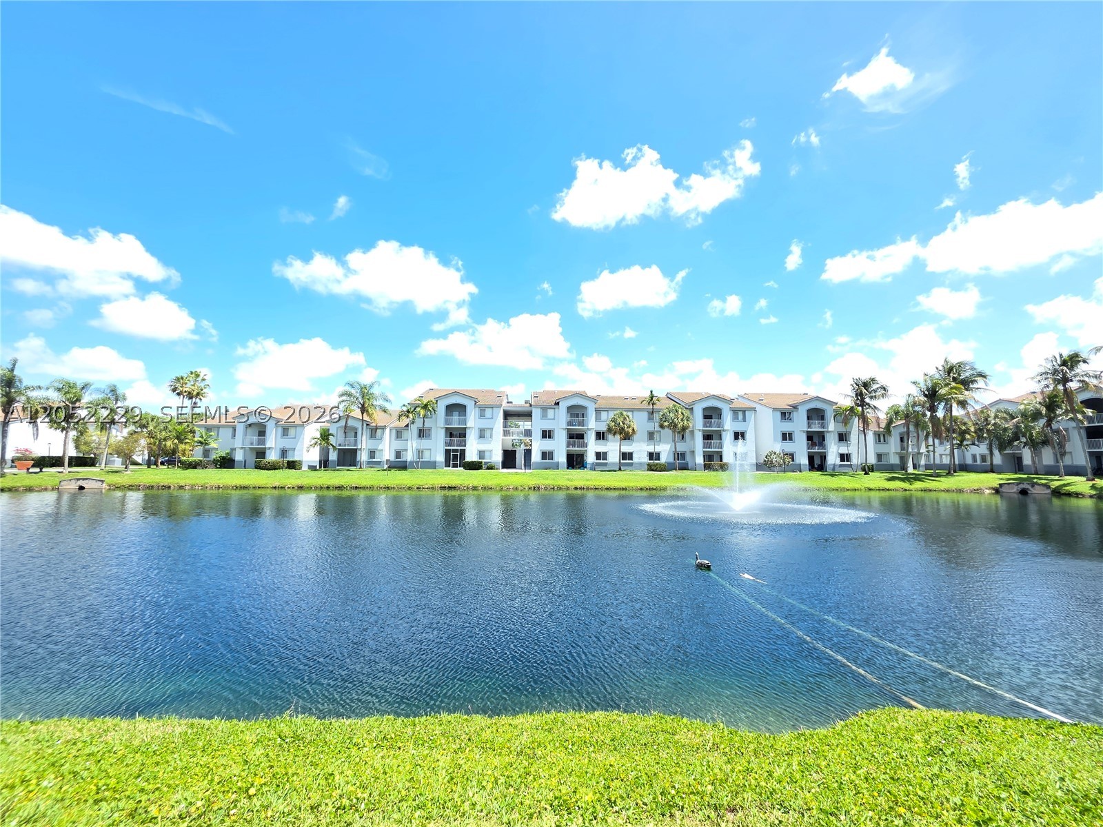 ROYAL GRAND CONDO - Residential