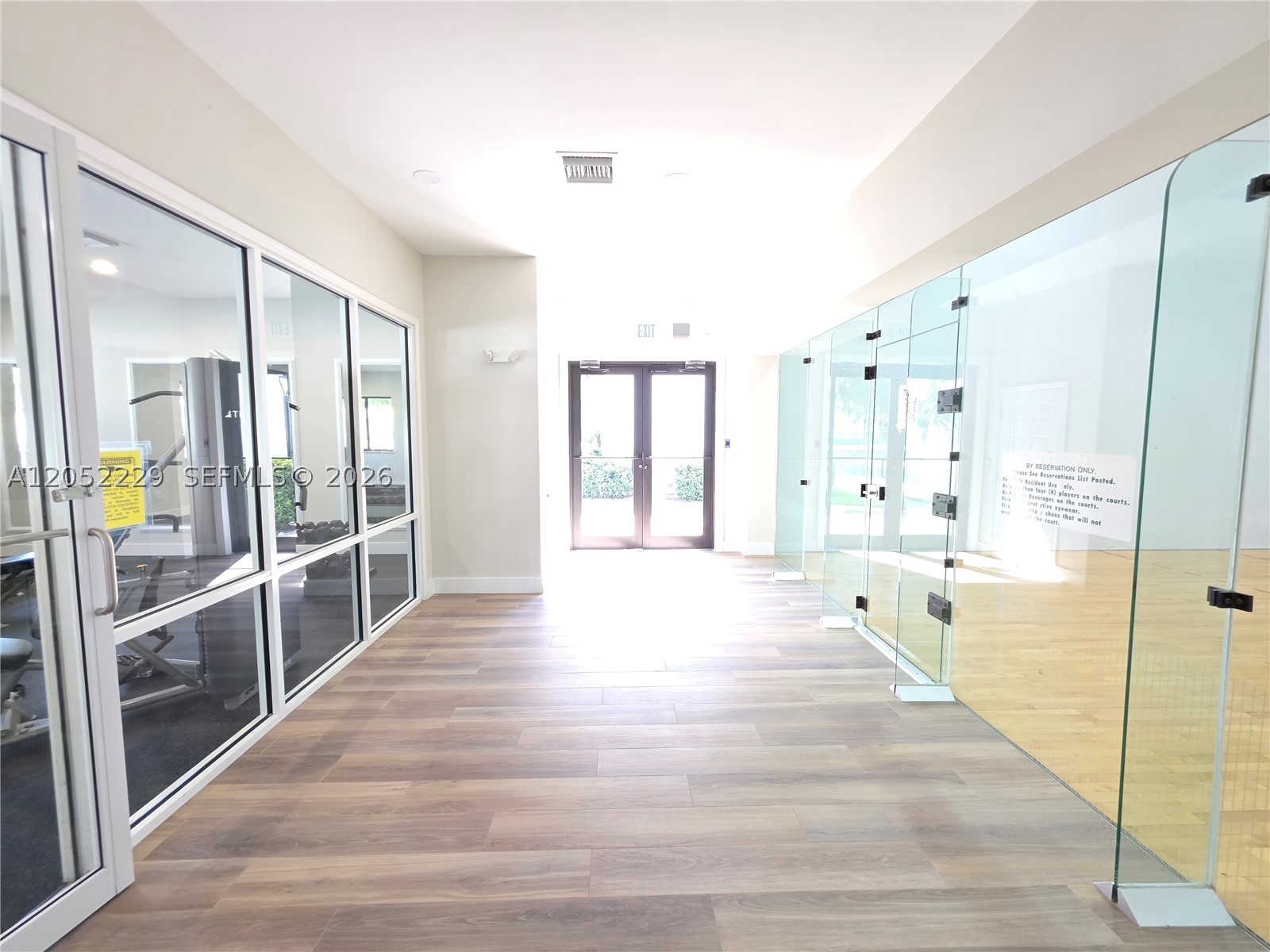 ROYAL GRAND CONDO - Residential