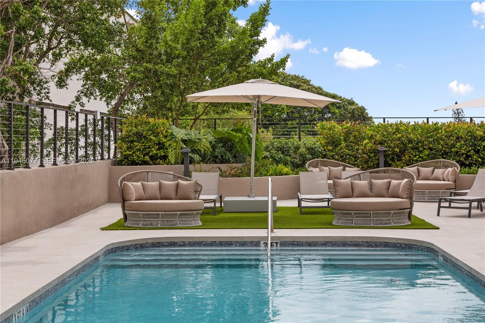 Arbor Coconut Grove - Residential
