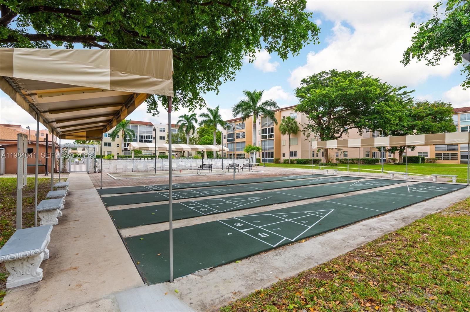 SOMERSET NO 4 CONDO - Residential
