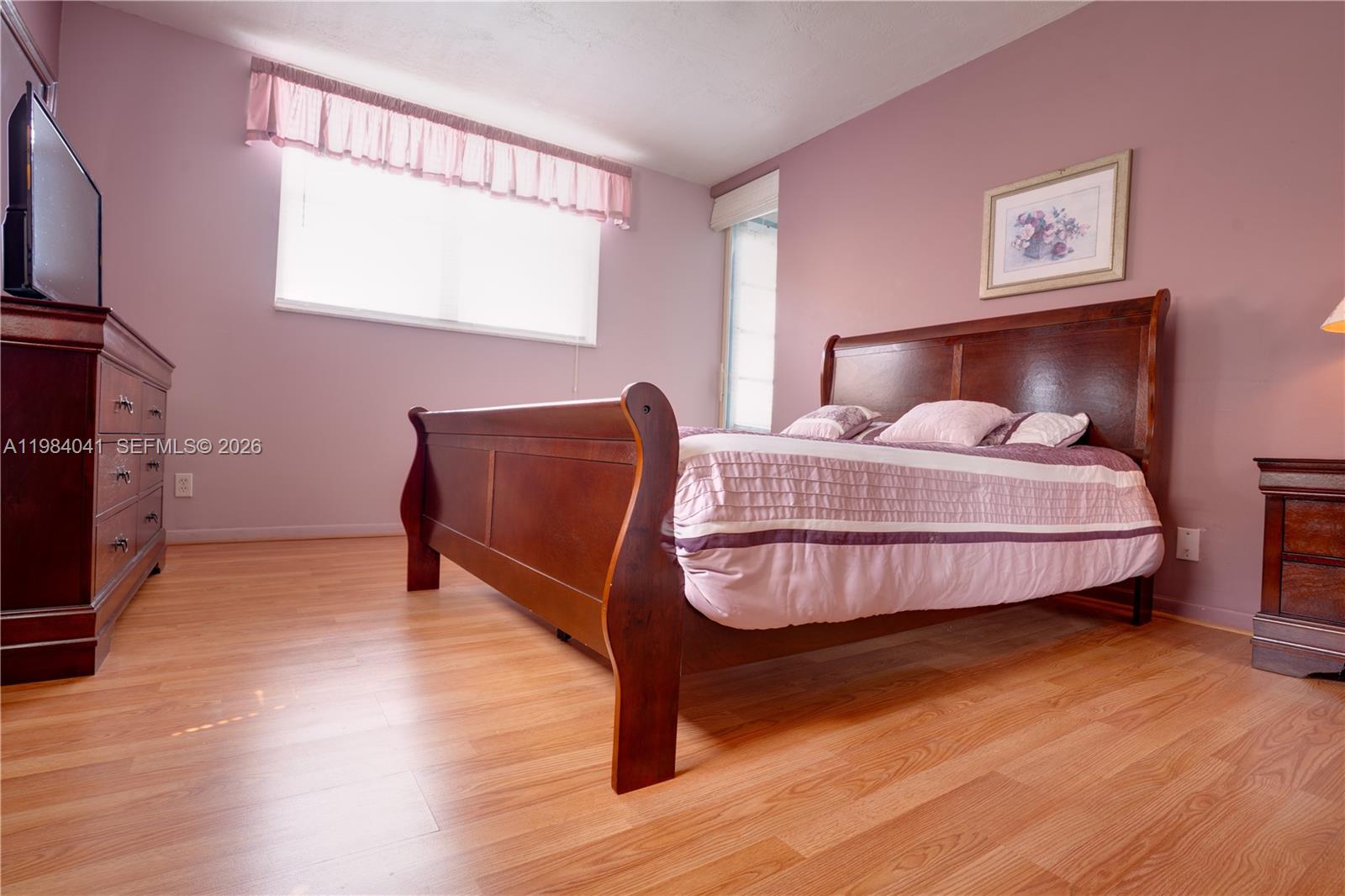 SOMERSET NO 4 CONDO - Residential