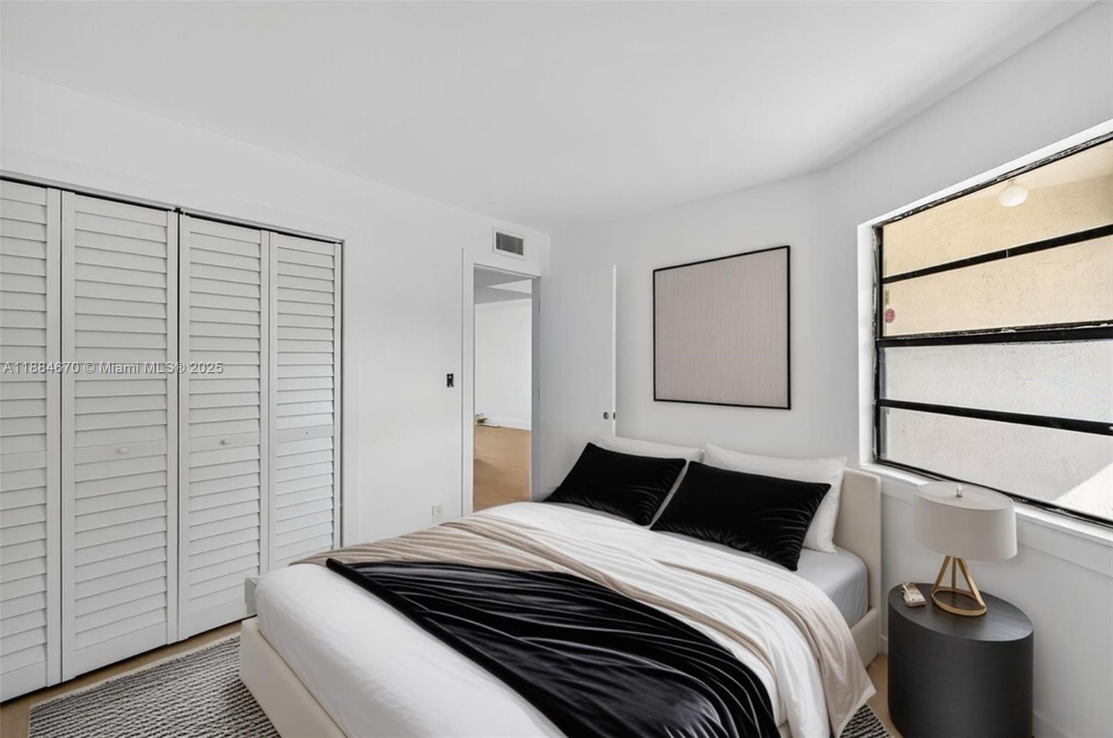 LAKESIDE AT TAMARAC CONDO - Residential