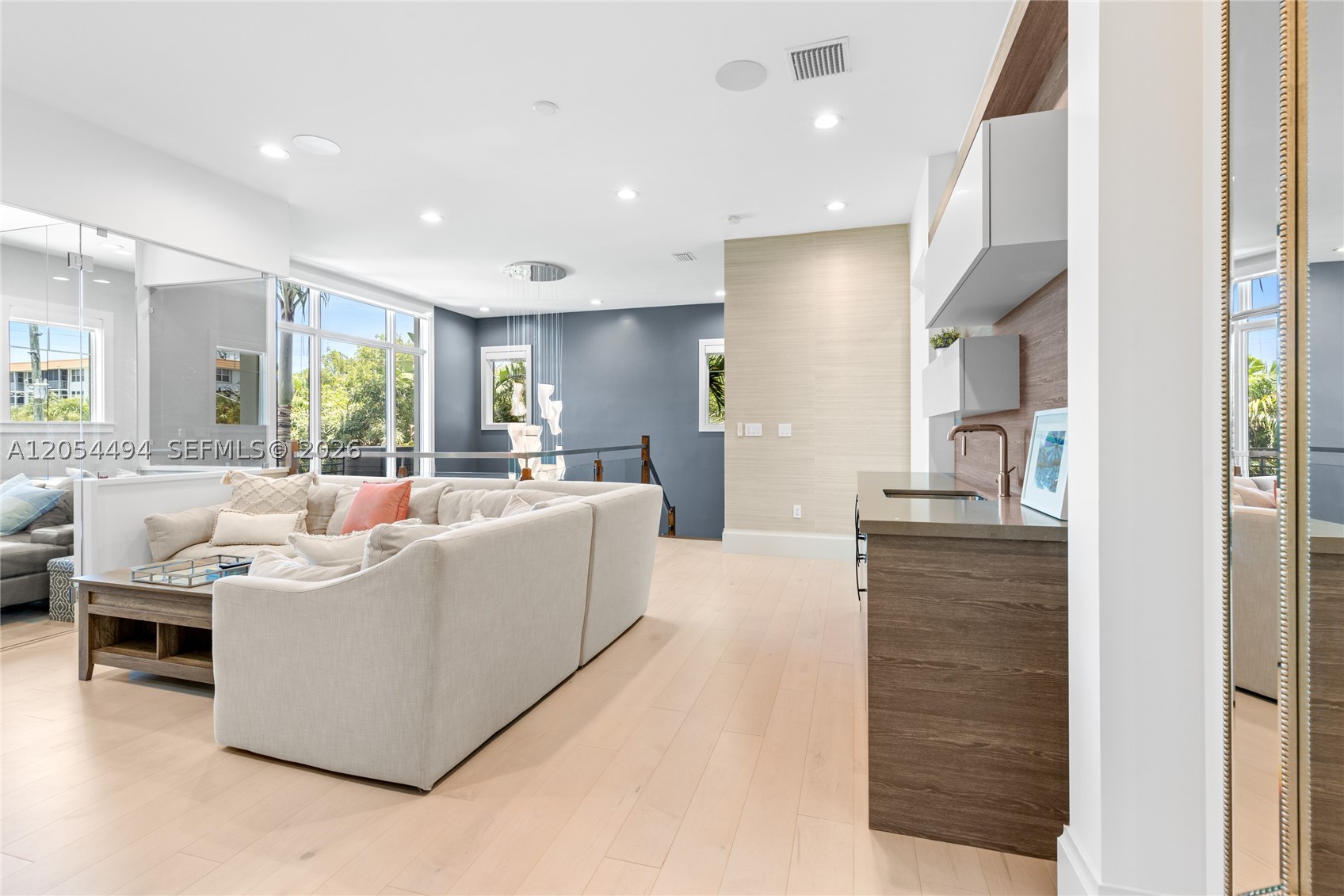 TROPIC ISLE 6TH SEC - Residential