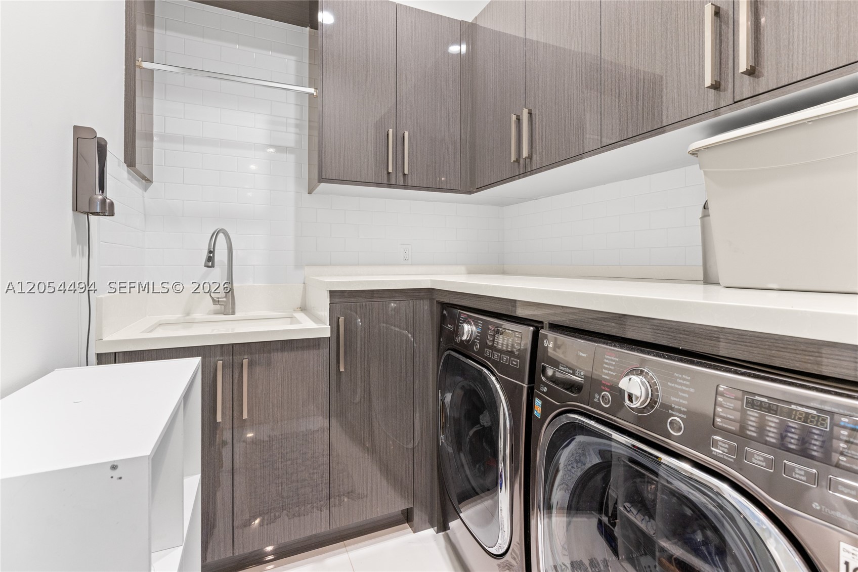 TROPIC ISLE 6TH SEC - Residential