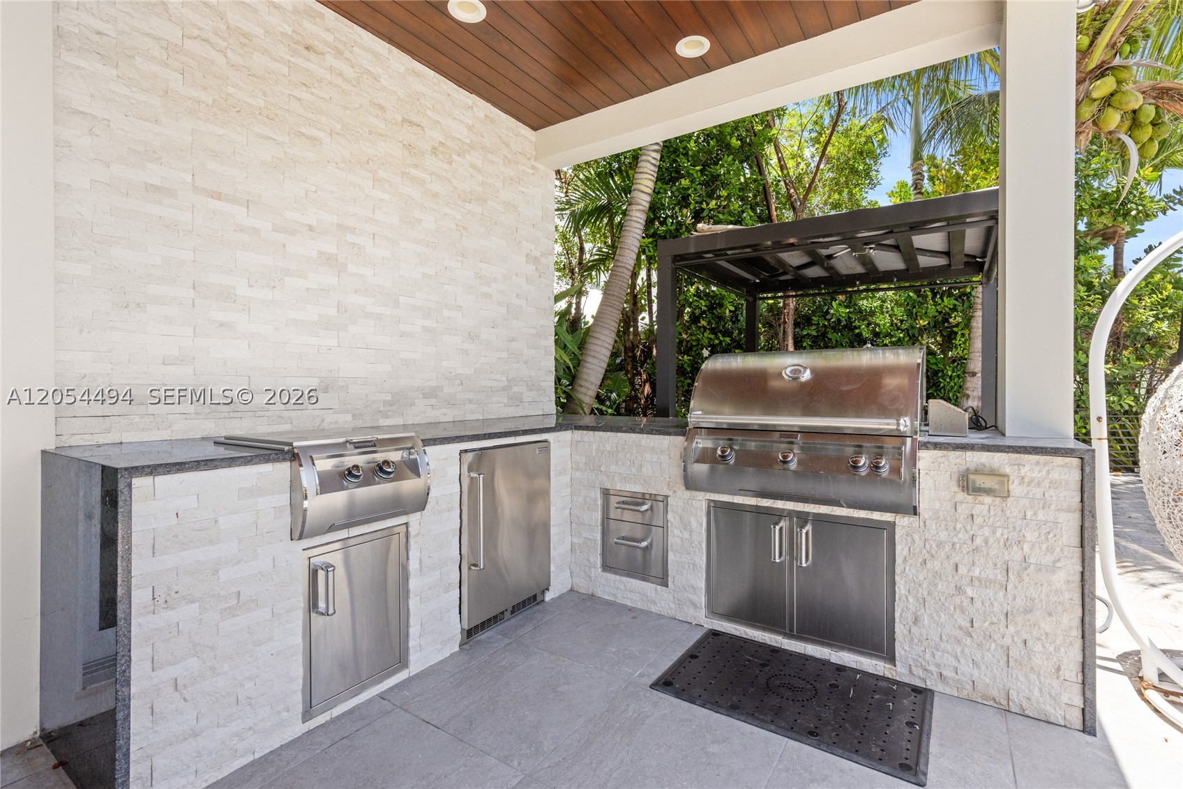 TROPIC ISLE 6TH SEC - Residential