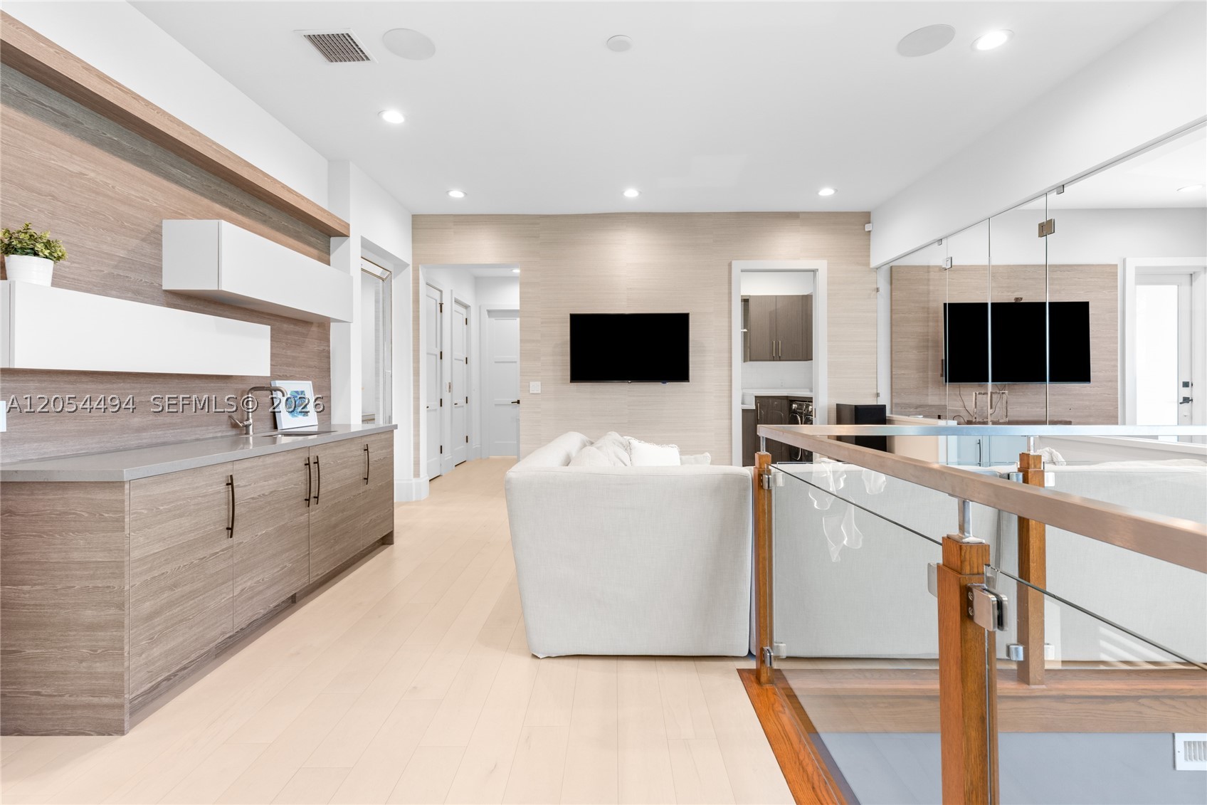 TROPIC ISLE 6TH SEC - Residential