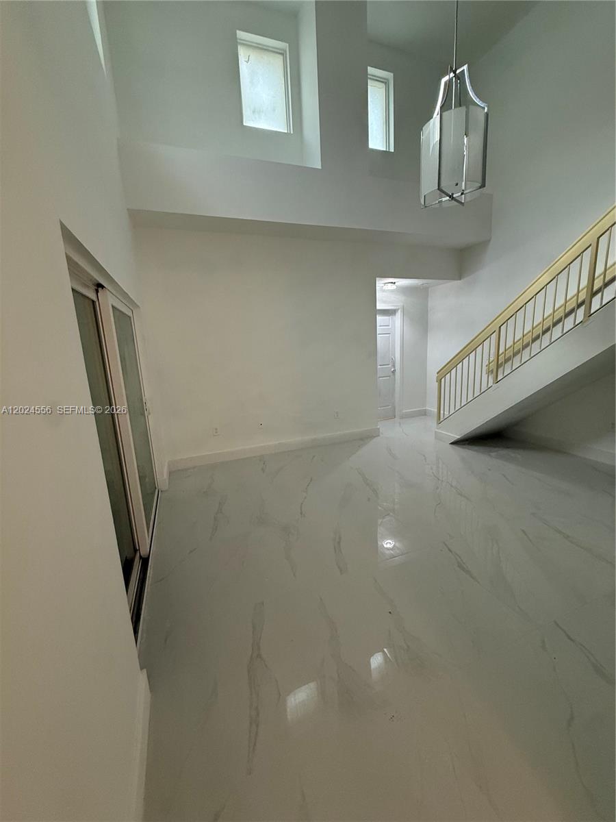 MAHOGANY ISLE HOMES CONDO - Residential Lease