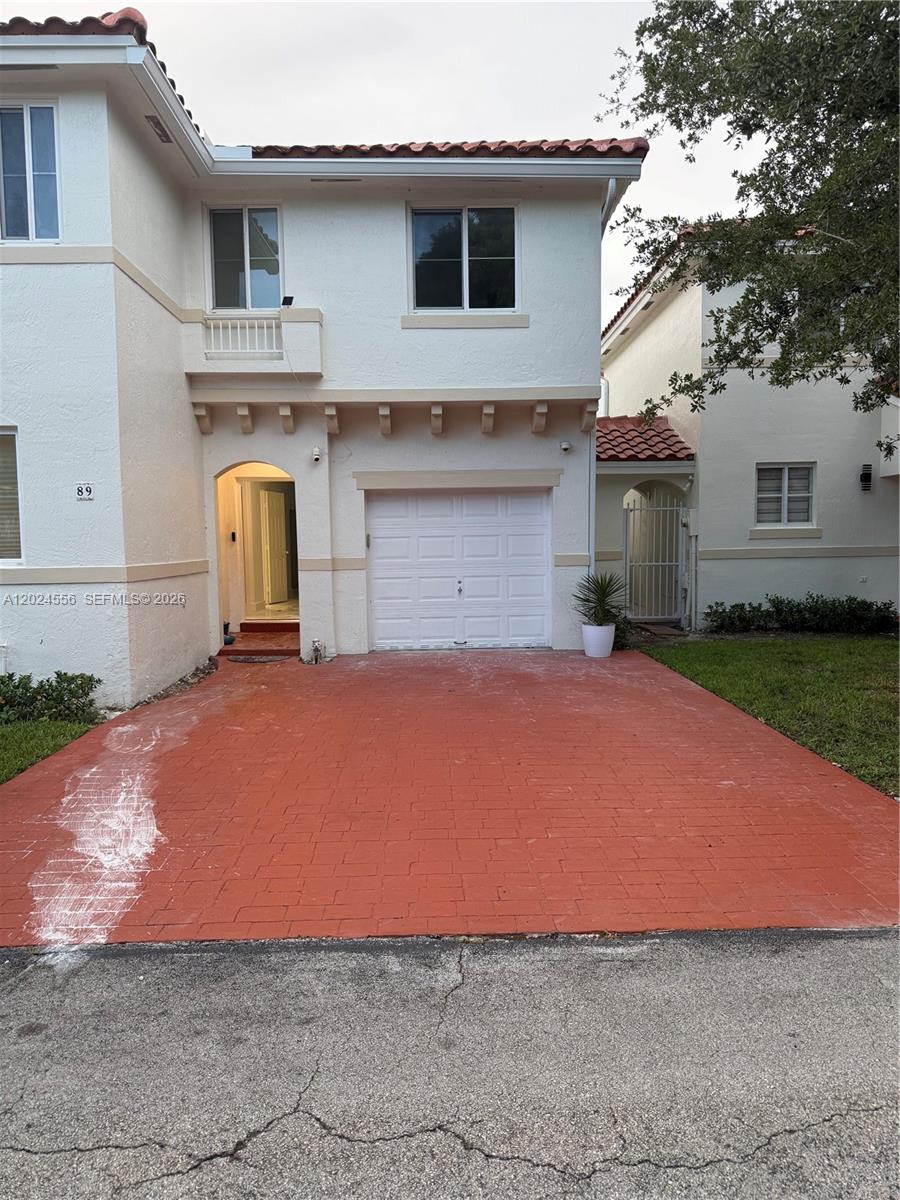 MAHOGANY ISLE HOMES CONDO - Residential Lease