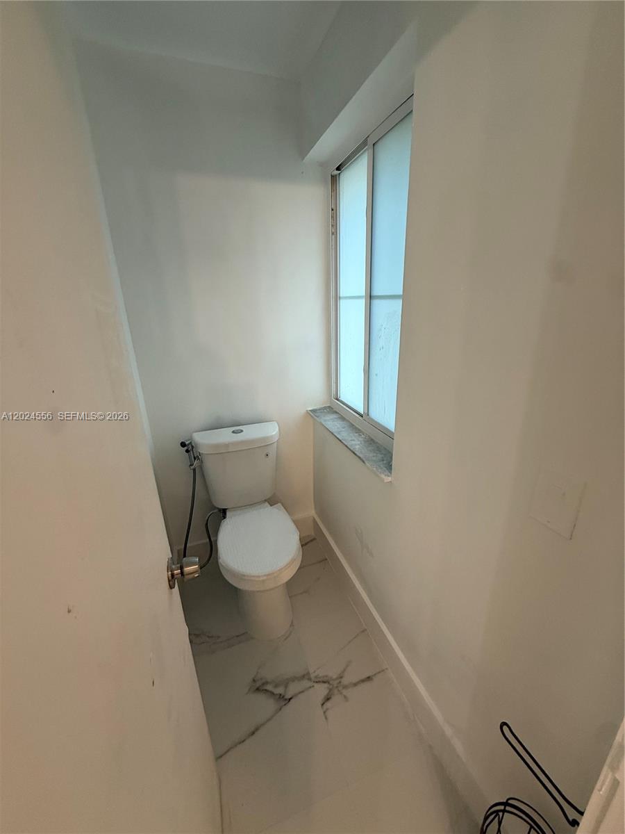 MAHOGANY ISLE HOMES CONDO - Residential Lease