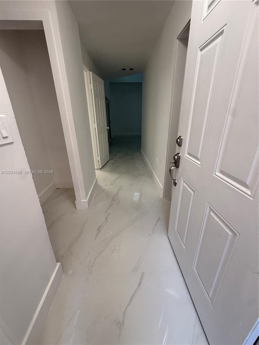 MAHOGANY ISLE HOMES CONDO - Residential Lease