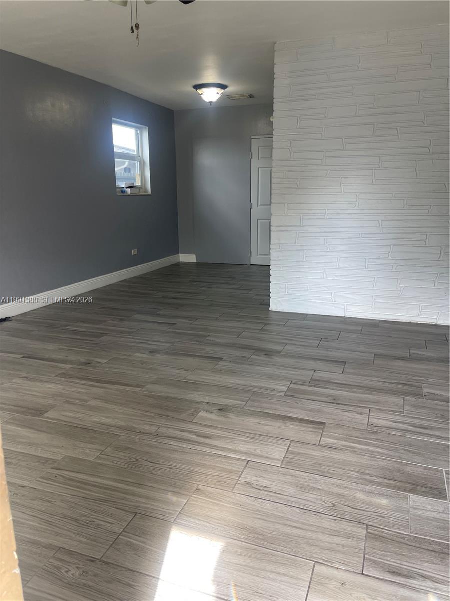 WYN HOMESITES NO 3 - Residential Lease