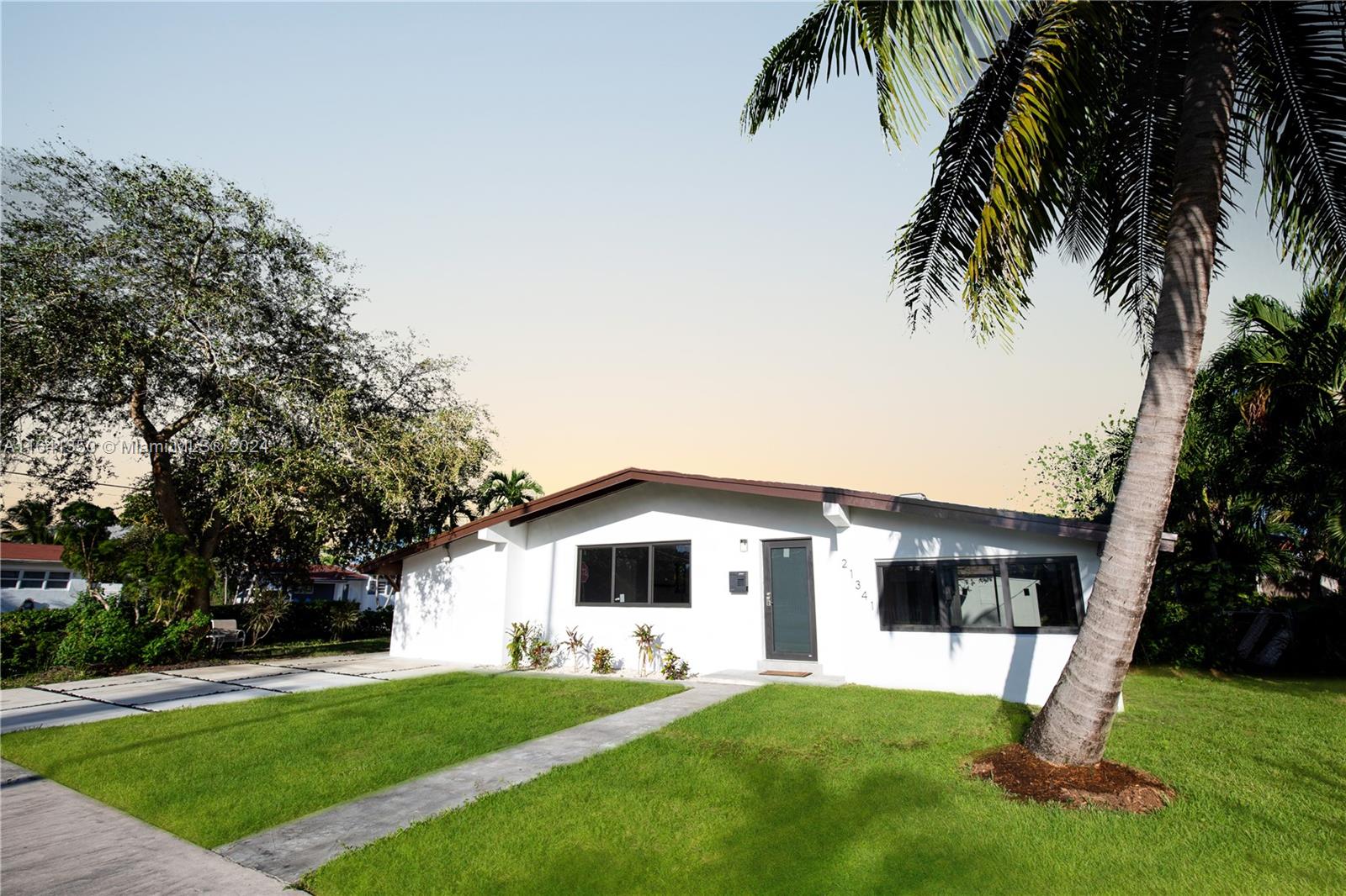SUNSWEPT ISLE - Residential