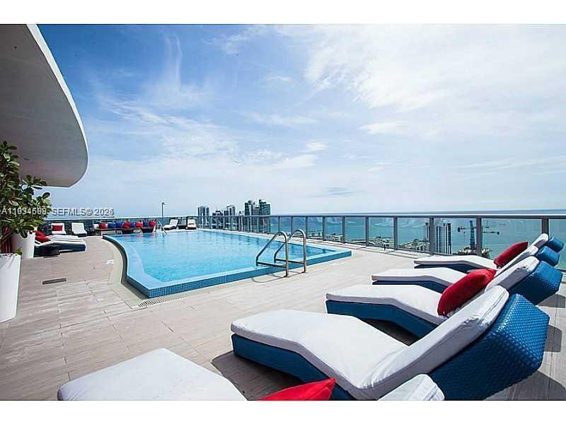 BEACHWALK CONDOMINIUM - Residential