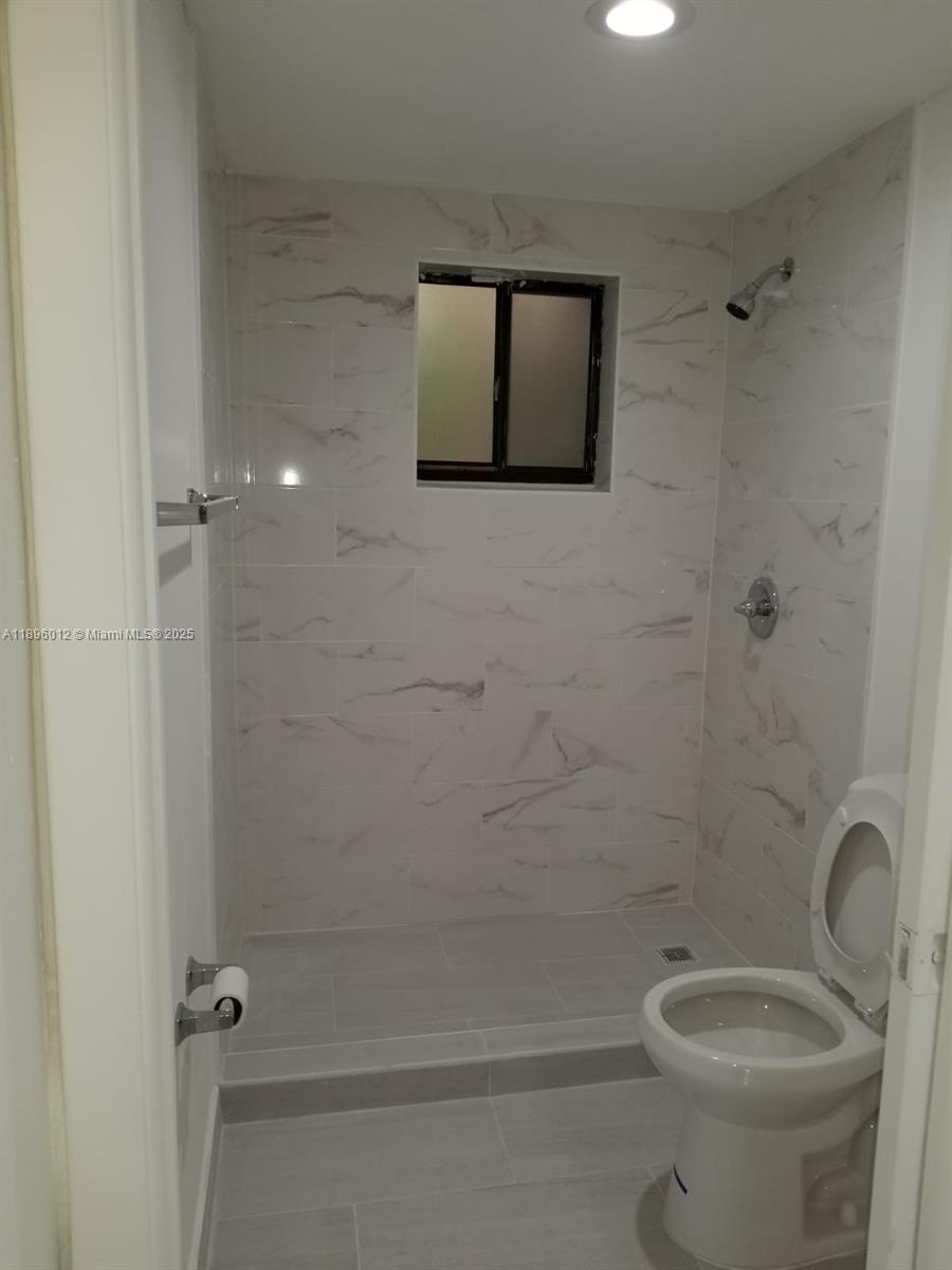 FOX CHASE - Residential Lease