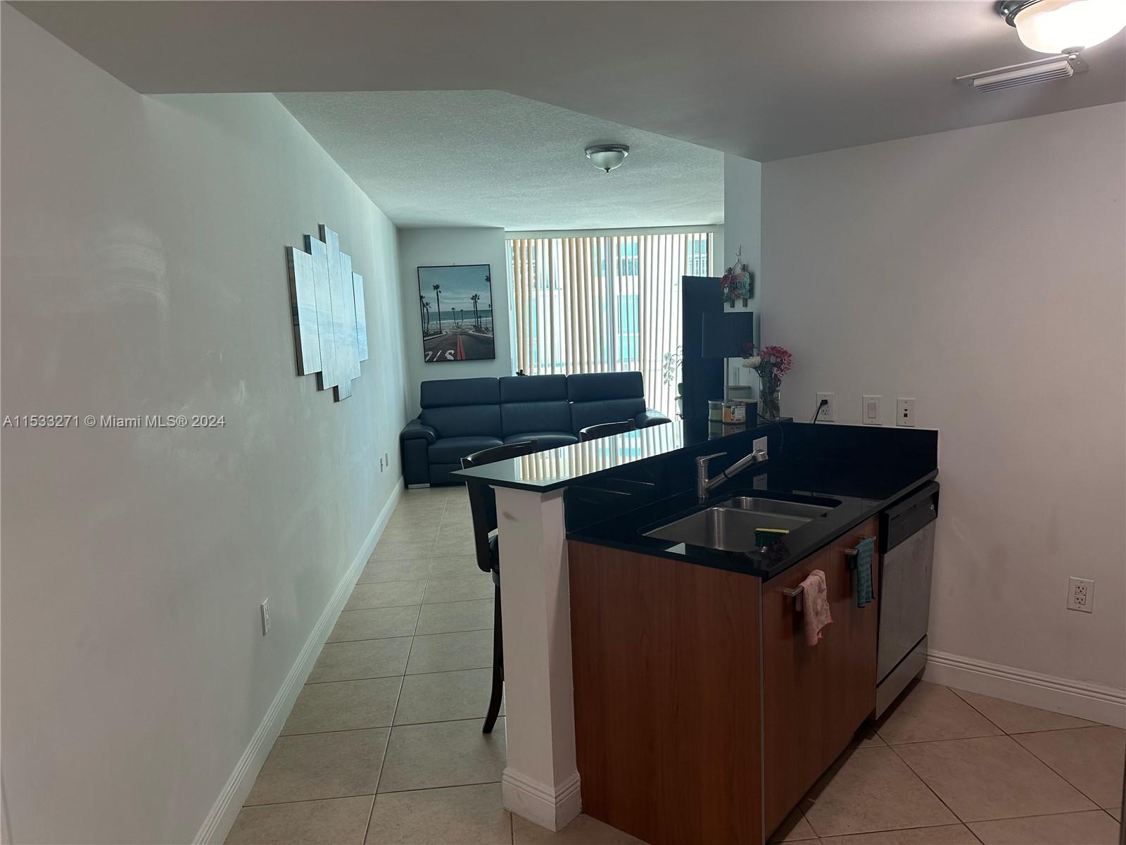 METROPOLIS II AT DADELAND - Residential Lease