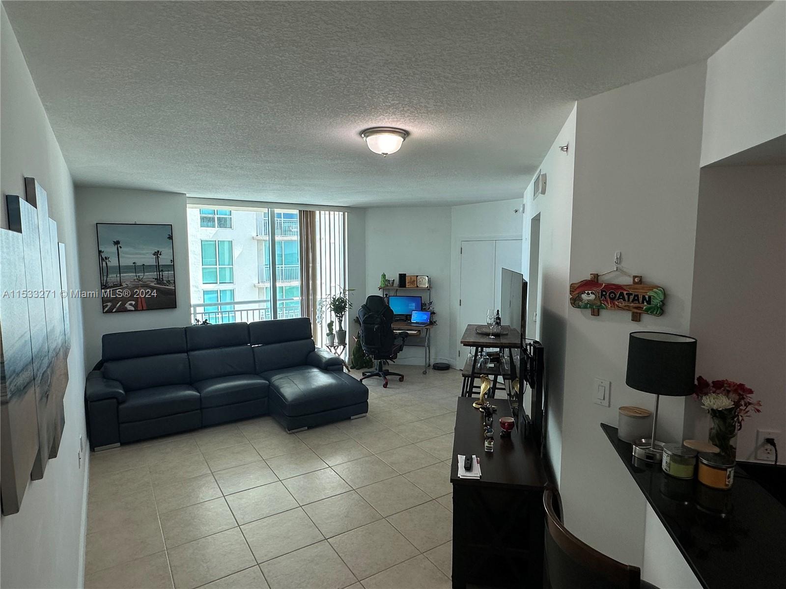 METROPOLIS II AT DADELAND - Residential Lease