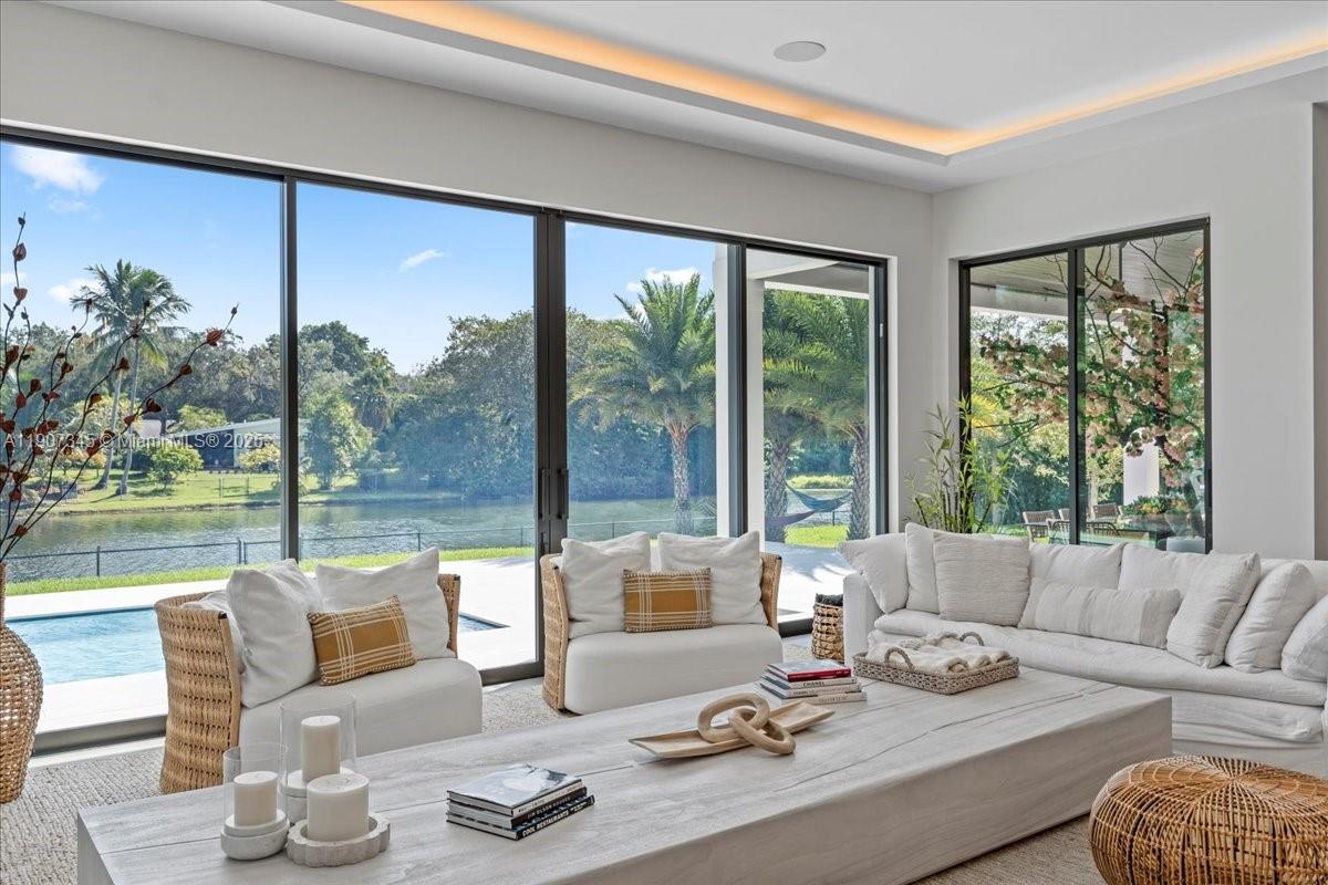 OAKRIDGE ESTATES SEC 3 - Residential