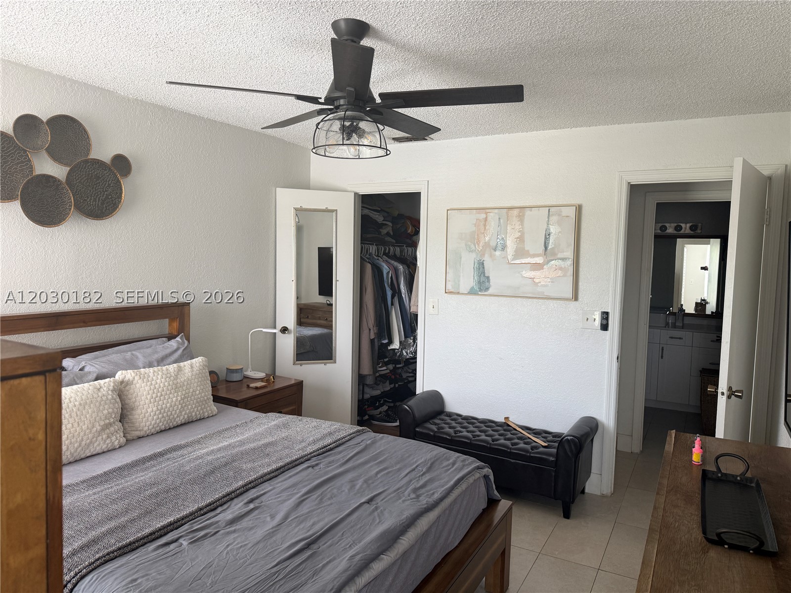 CORAL KEY CONDO - Residential Lease