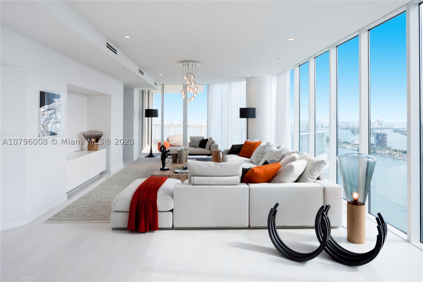 Paramount Bay - Residential