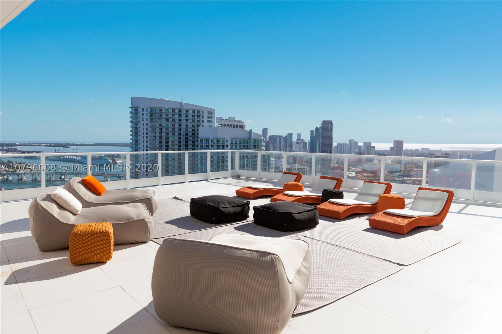 Paramount Bay - Residential