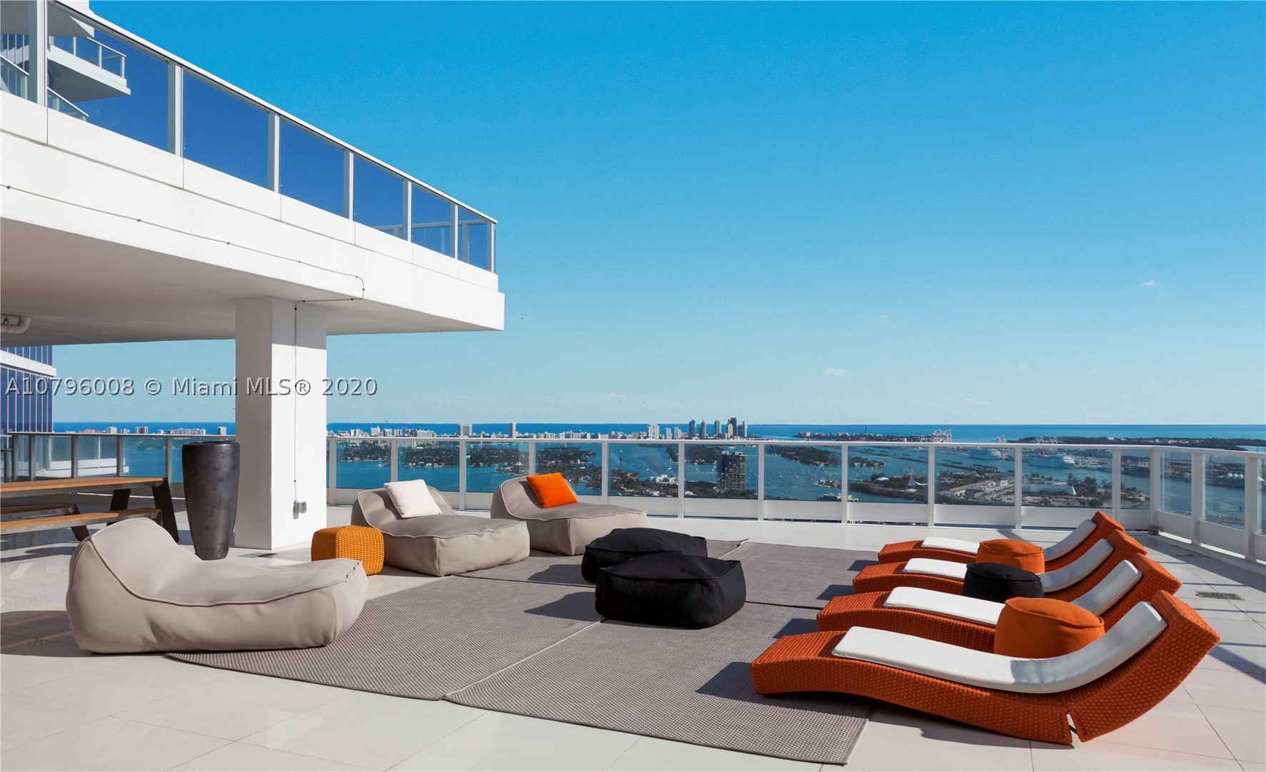 Paramount Bay - Residential