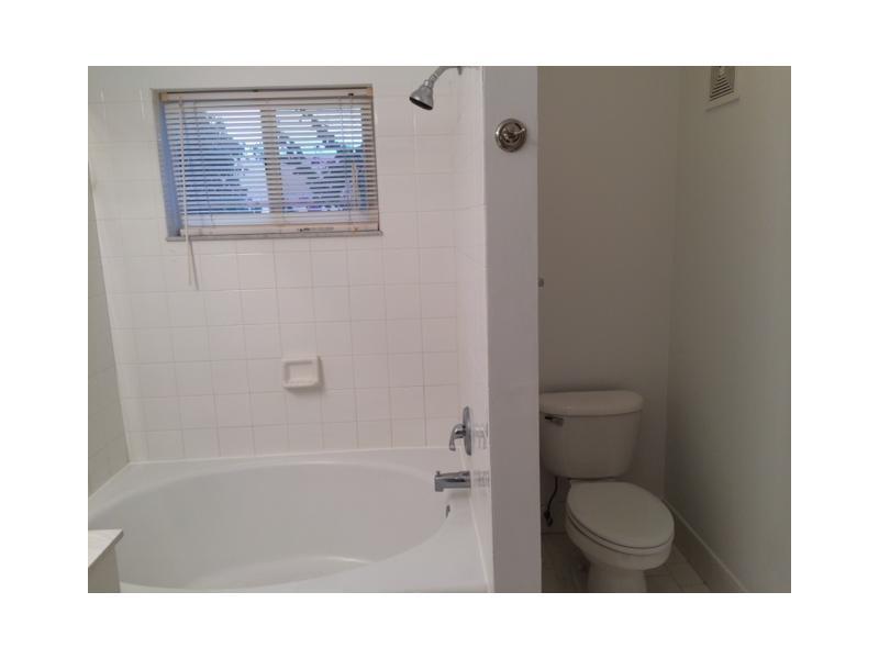 MALIBU - Residential Lease