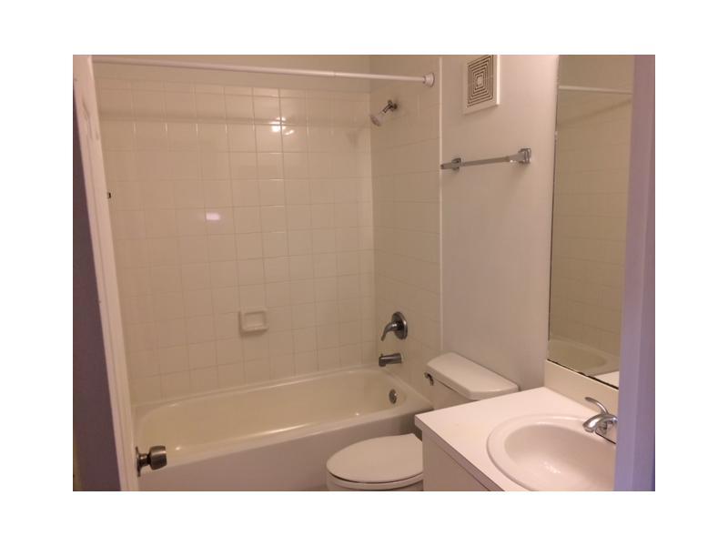 MALIBU - Residential Lease