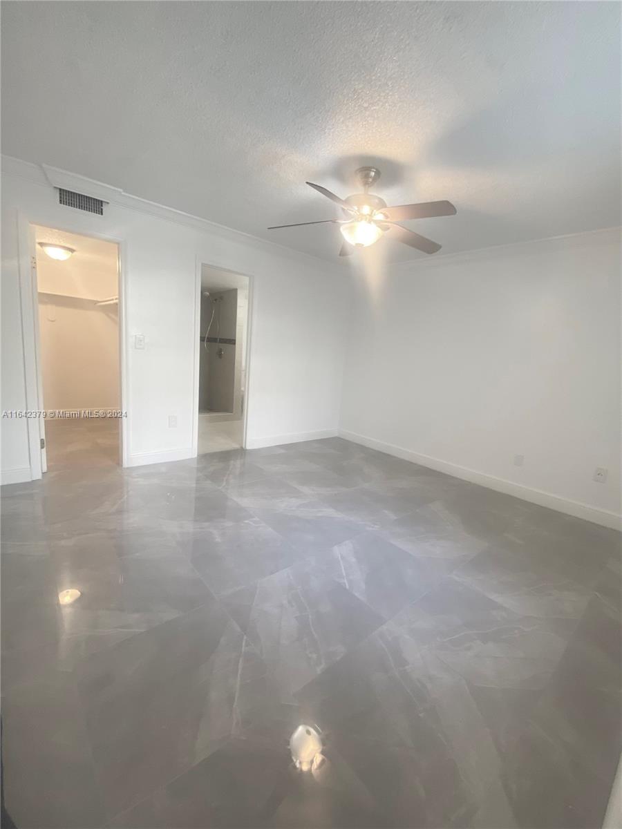 SAMARI LAKE EAST CONDO - Residential