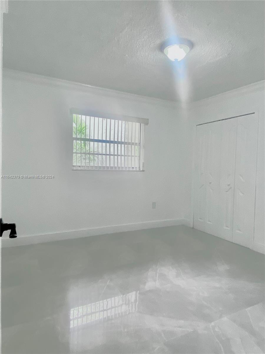 SAMARI LAKE EAST CONDO - Residential
