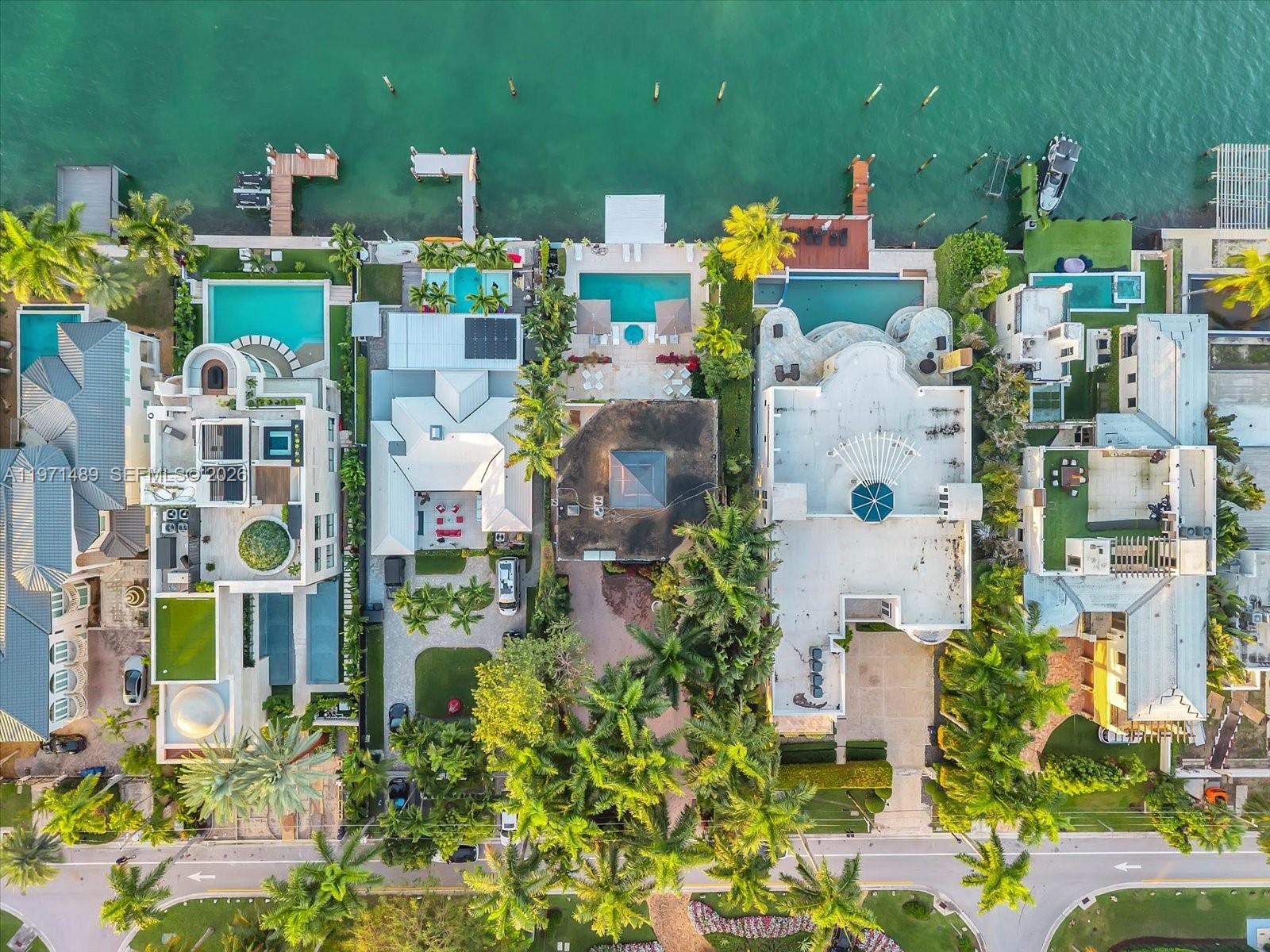 HIBISCUS ISLAND - Residential