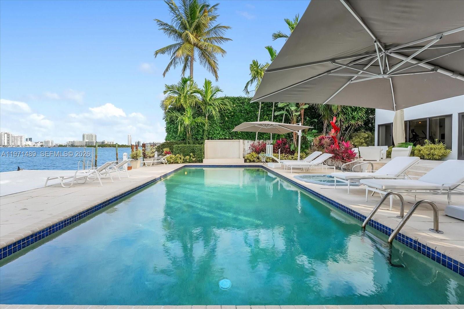 HIBISCUS ISLAND - Residential