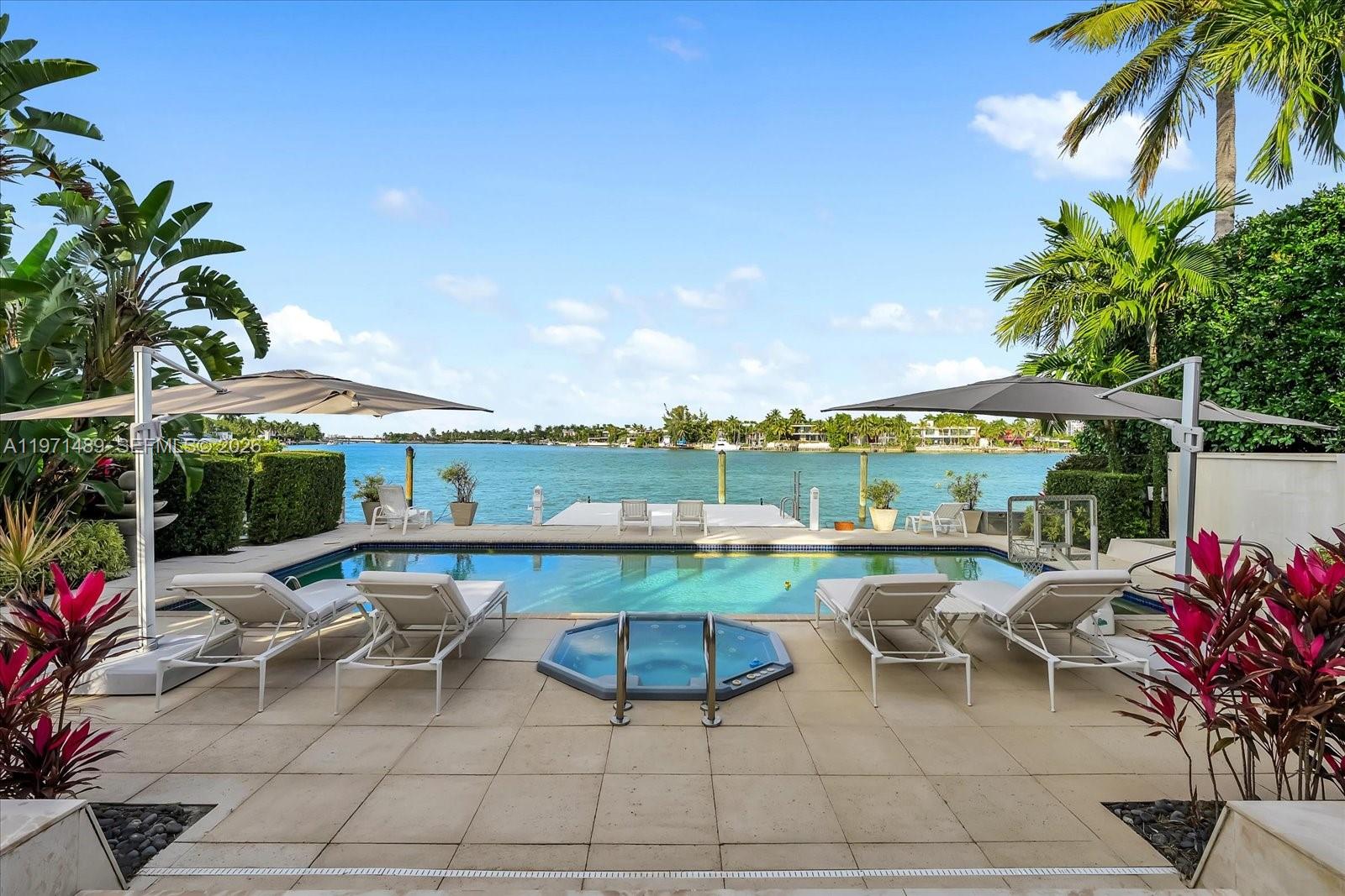 HIBISCUS ISLAND - Residential