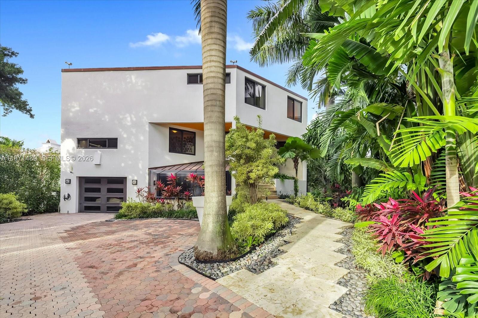 HIBISCUS ISLAND - Residential