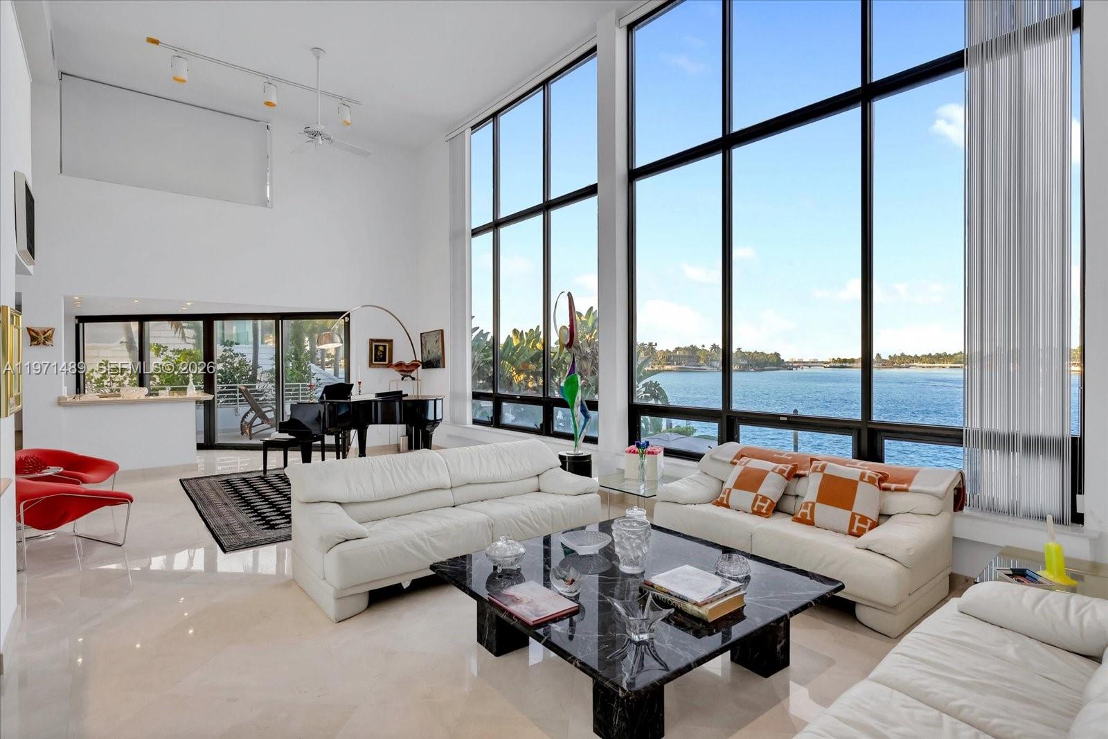 HIBISCUS ISLAND - Residential