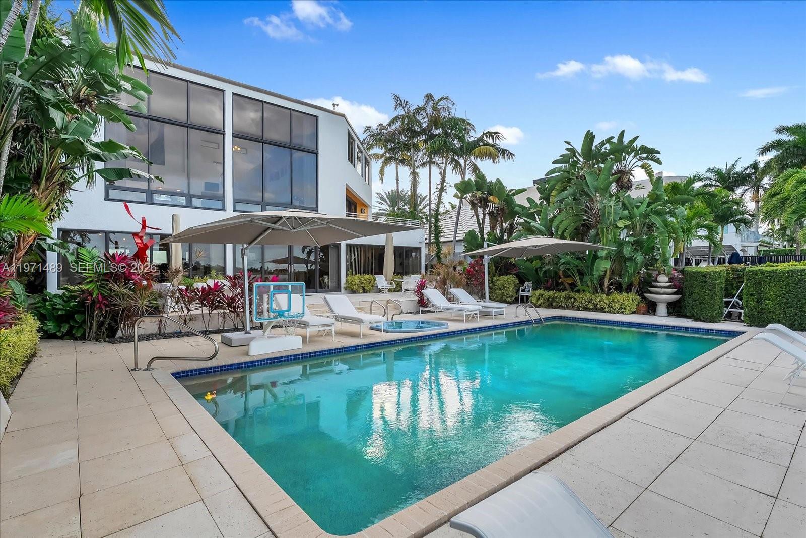HIBISCUS ISLAND - Residential