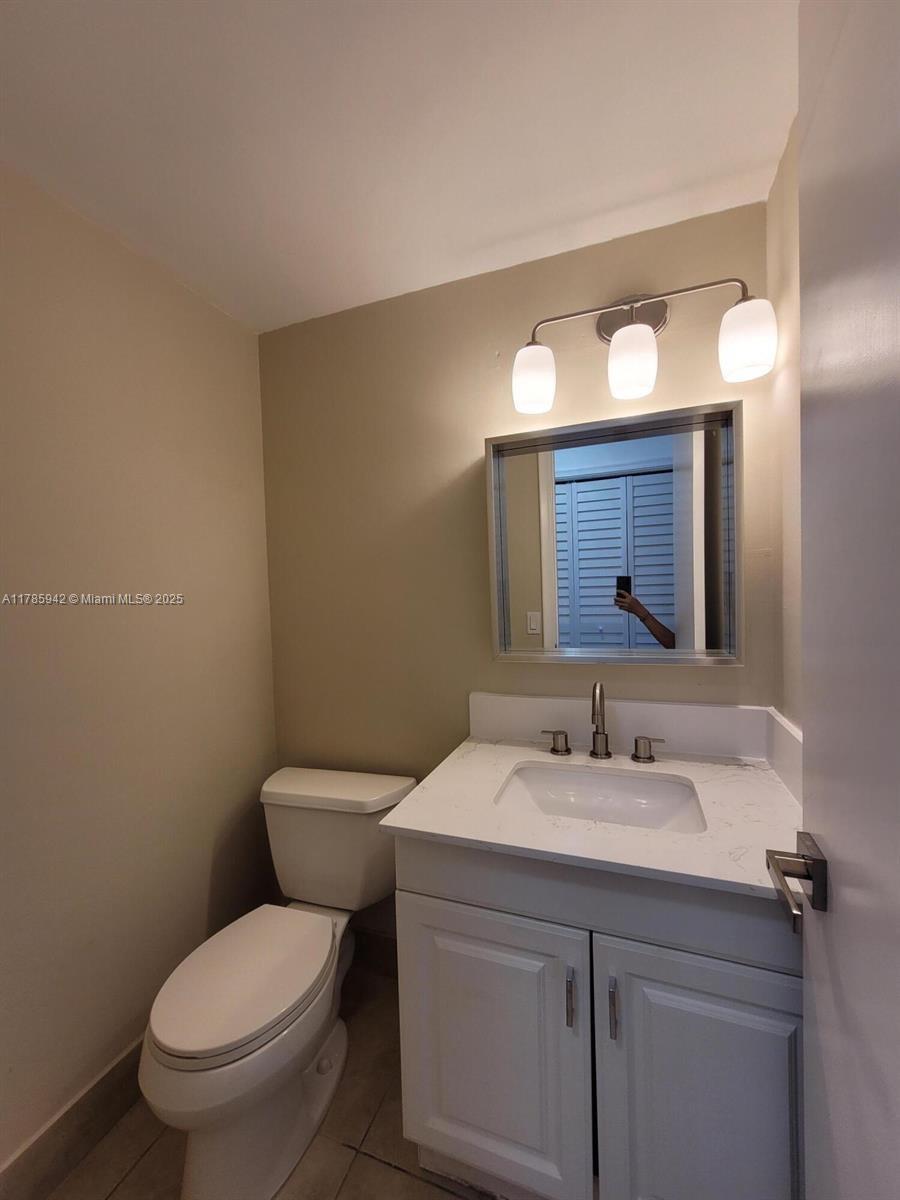 SALISBURY CONDOS - Residential