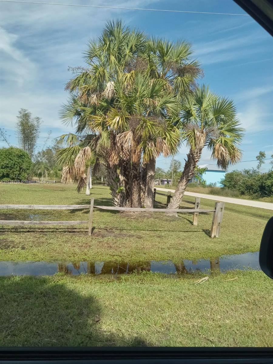 Bayshores - Land