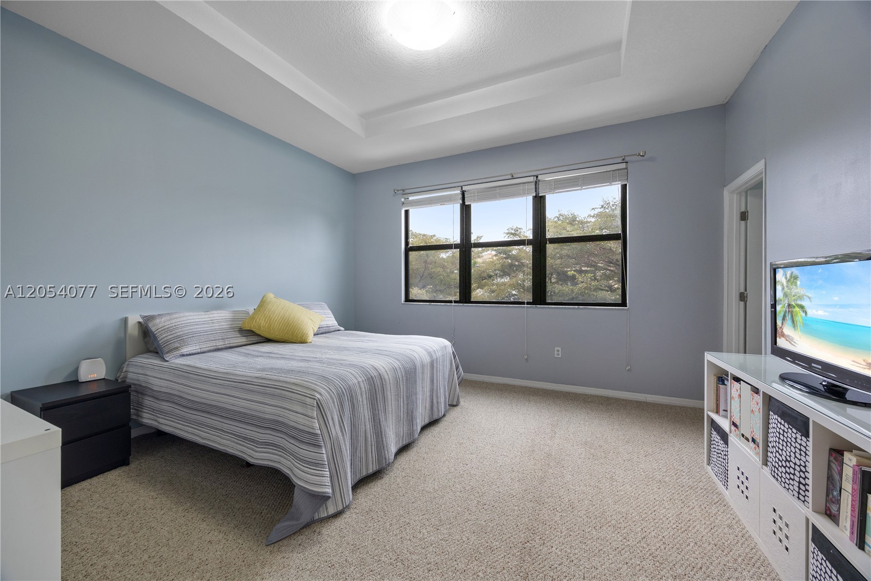 CHAMPION LAKES - Residential