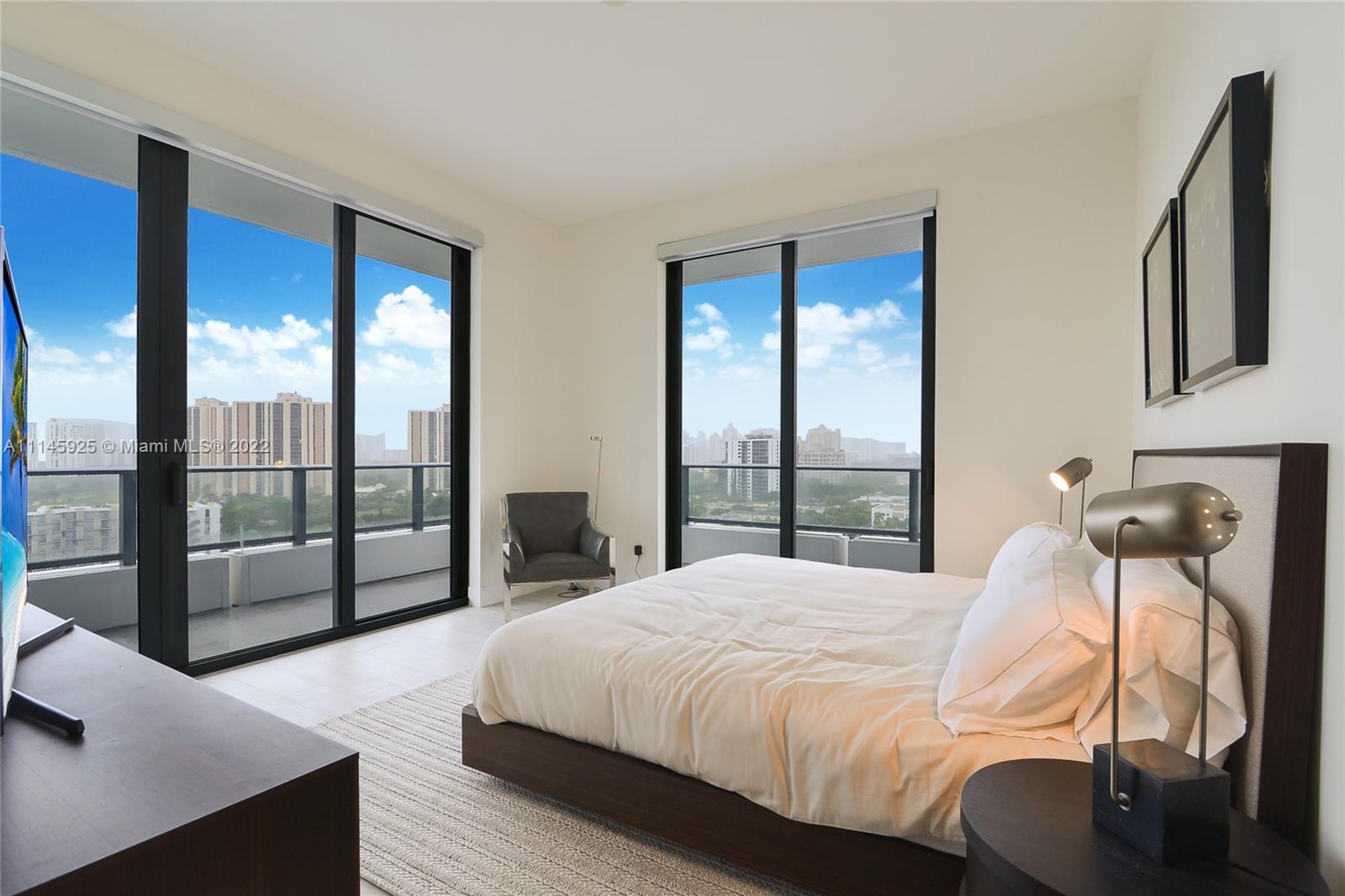 AVENTURA PARKSQUARE RESID - Residential