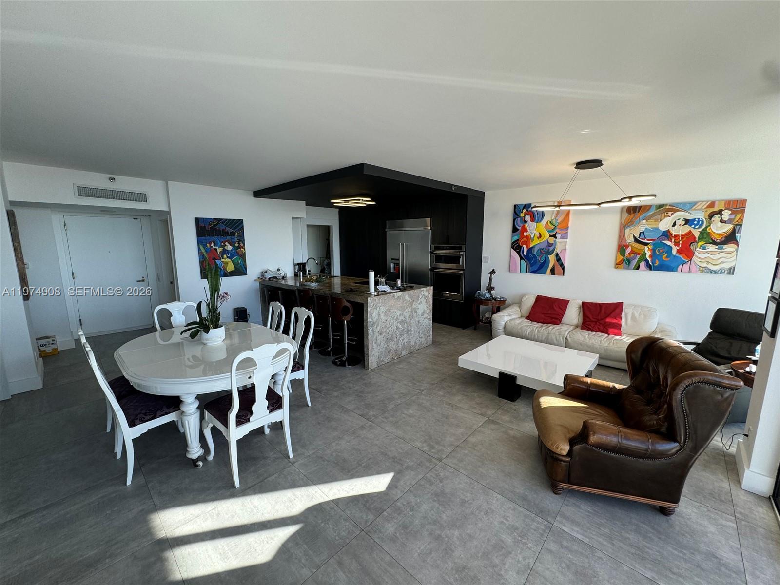 TURNBERRY TOWERS CONDO - Residential