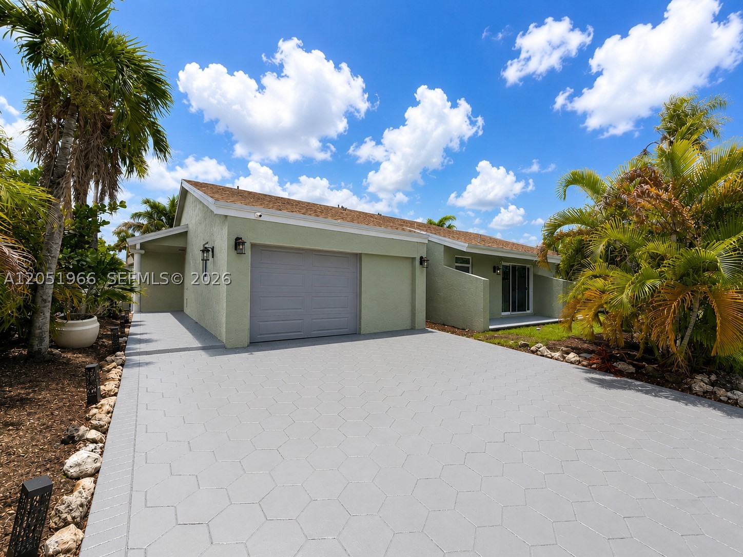 BONAVENTURE LAKES ADD 2 - Residential