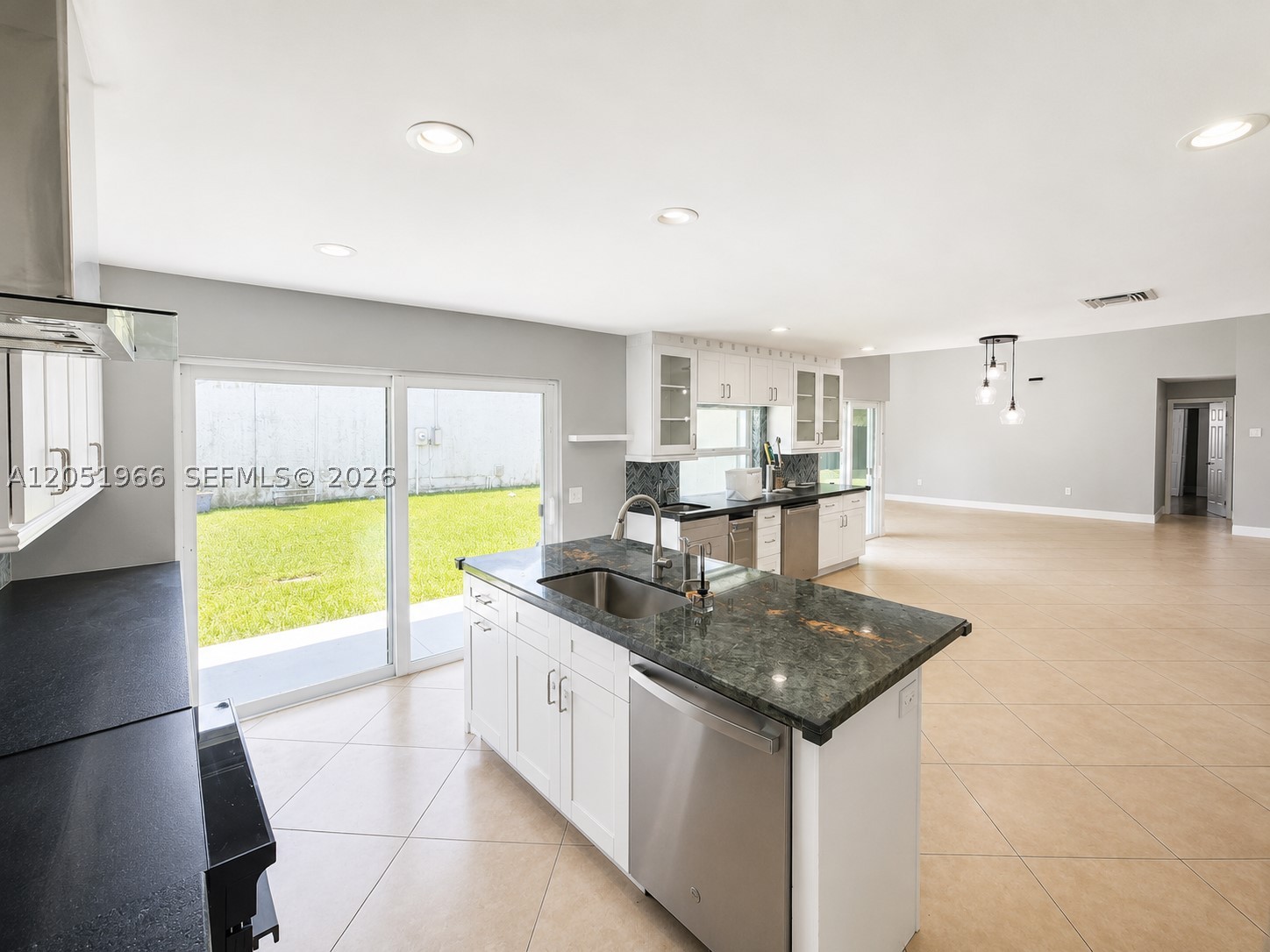 BONAVENTURE LAKES ADD 2 - Residential