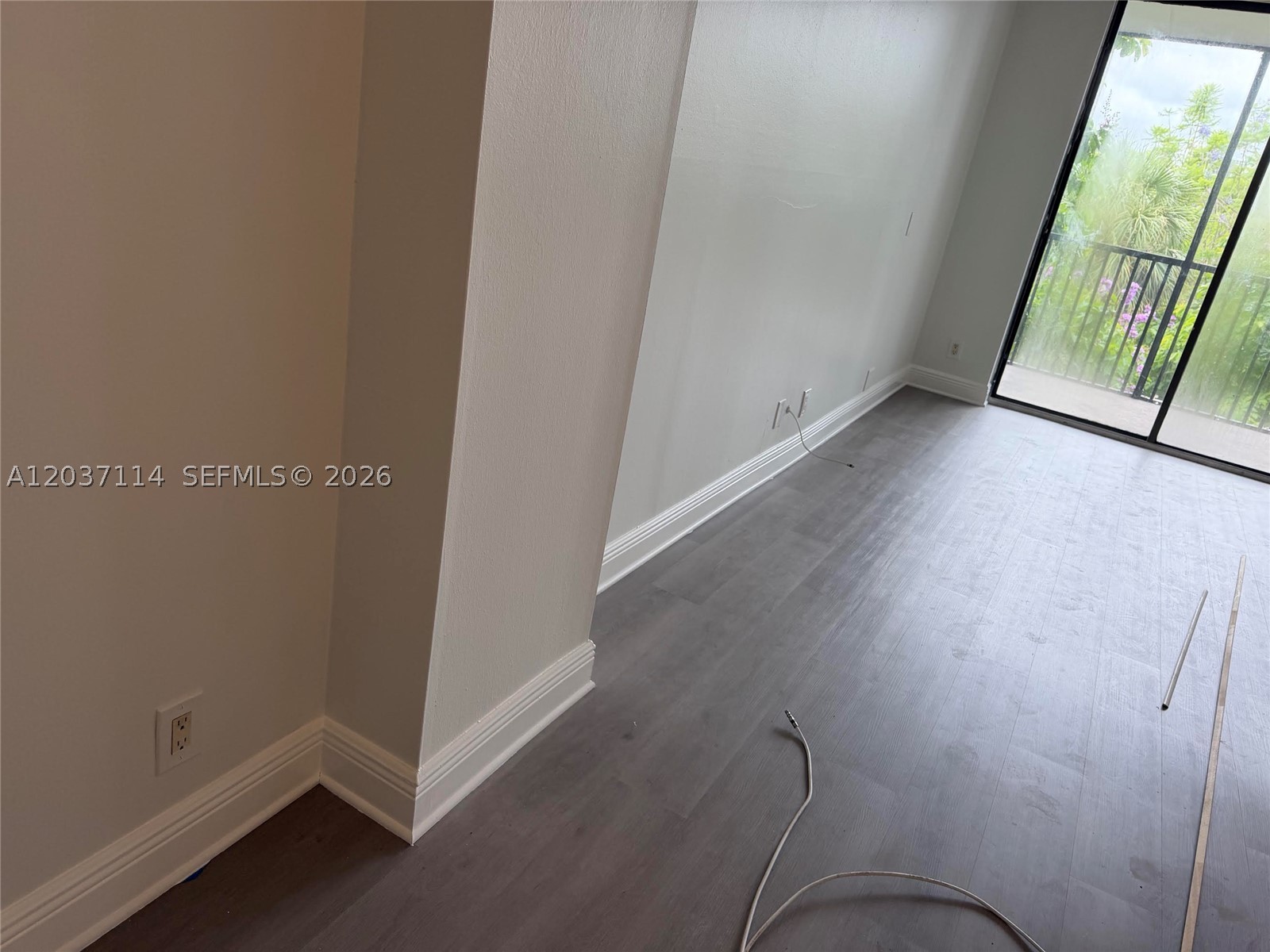BRAVURA I CONDO - Residential Lease