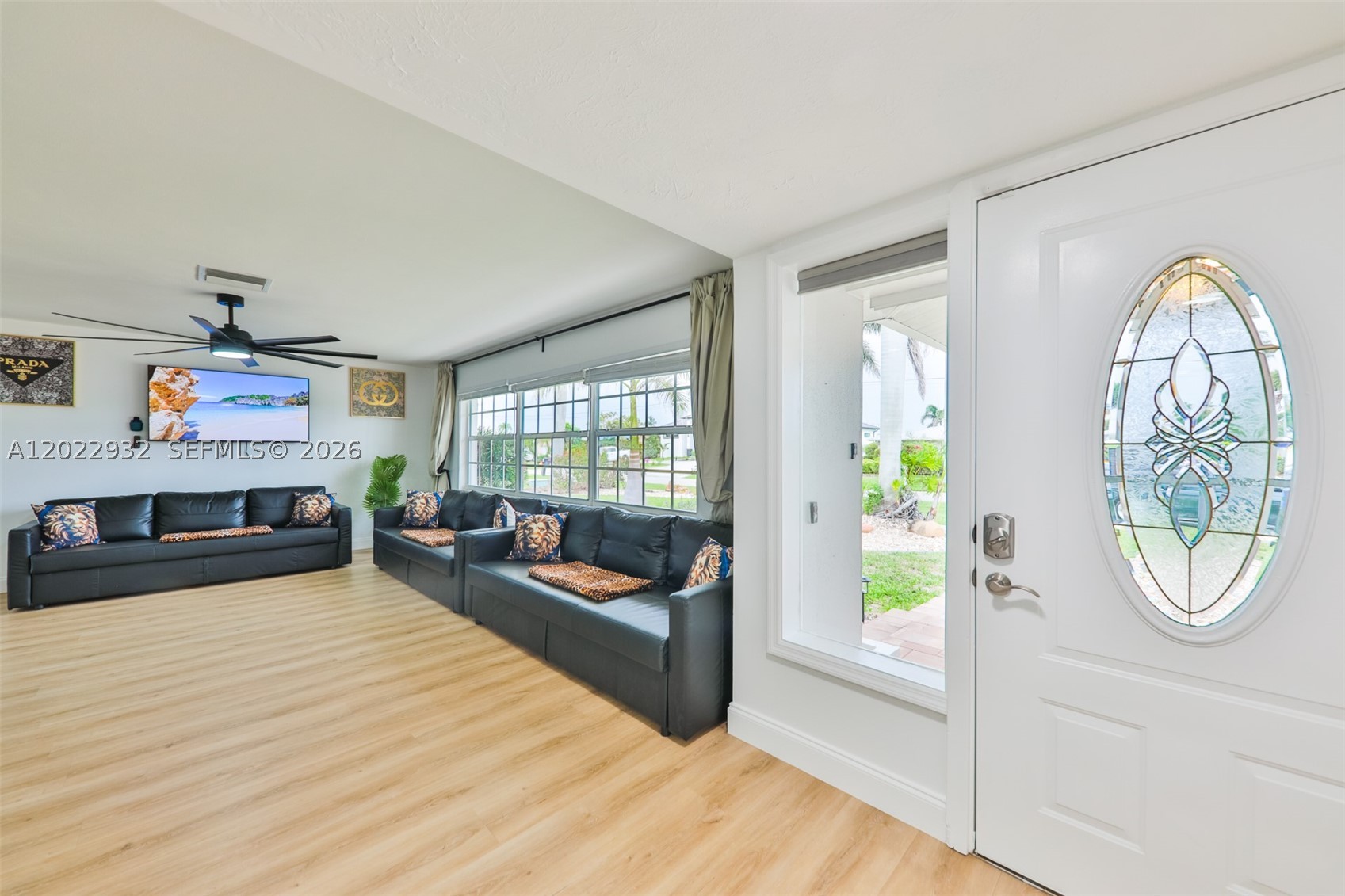 Yatch Club - Residential