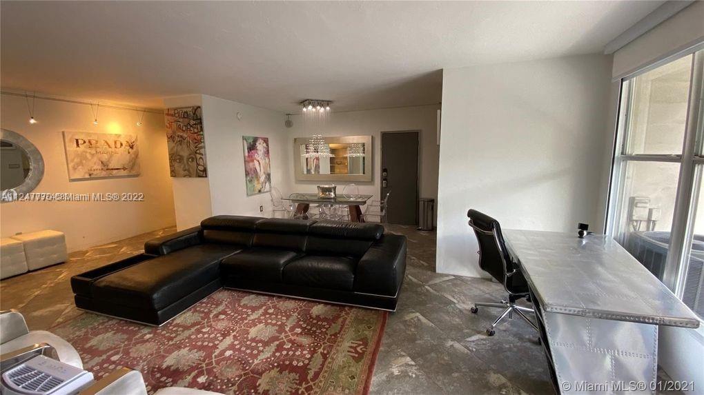 LINCOLN TOWERS CONDO - Residential Lease